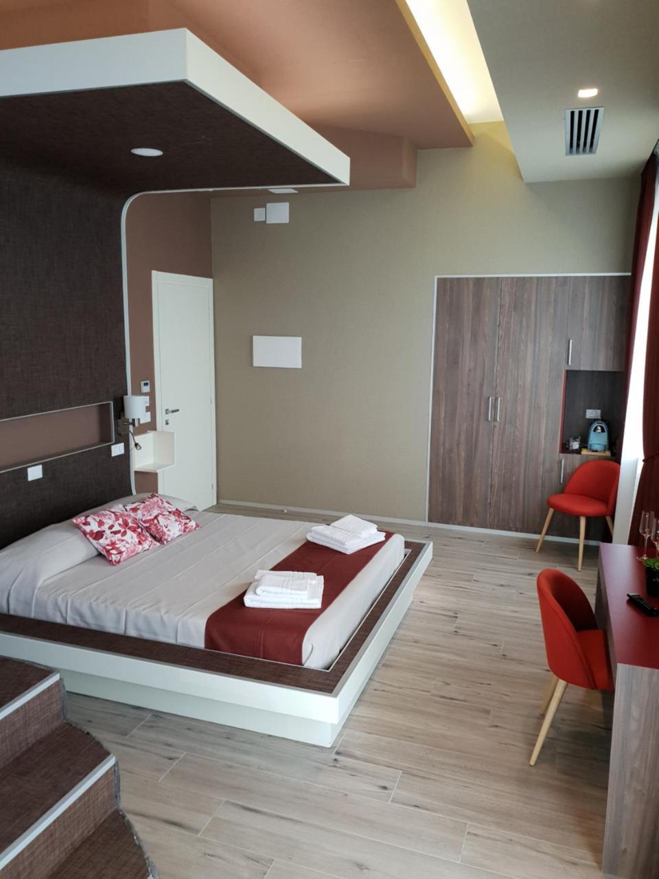 Th Luxury & Giardini-Naxos